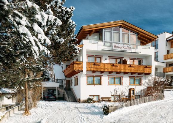 Апартаменты Haus Raetia Серфаус Экстерьер фото